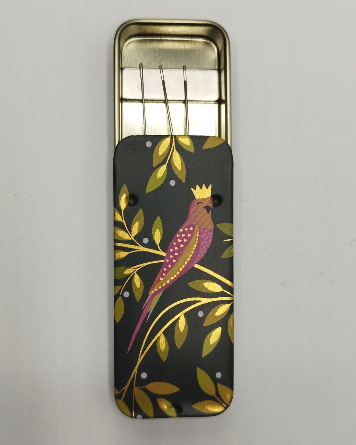 Magnetic Needle Tin Case Pink Parrot