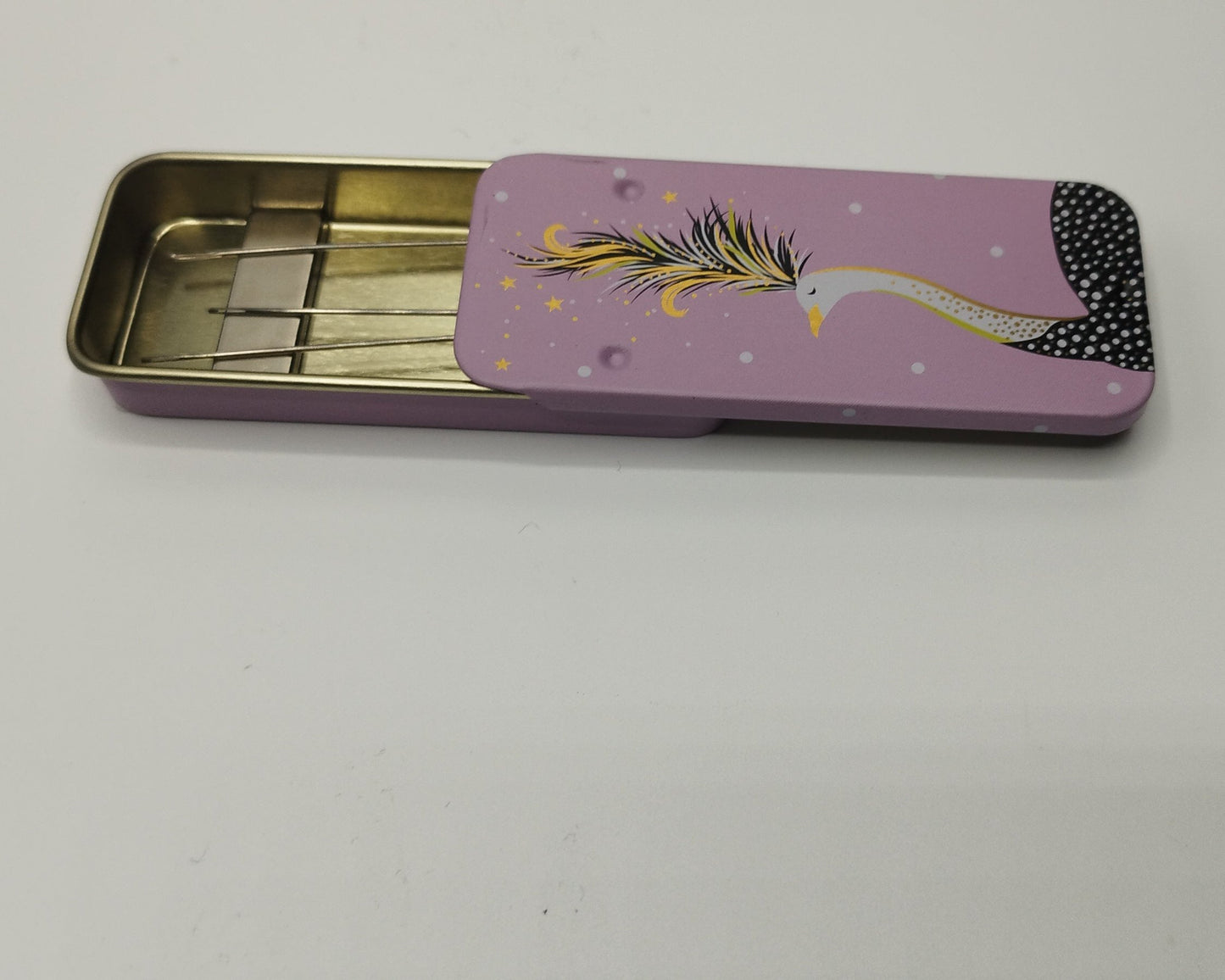 Magnetic Needle Tin Case Pink Ostrich