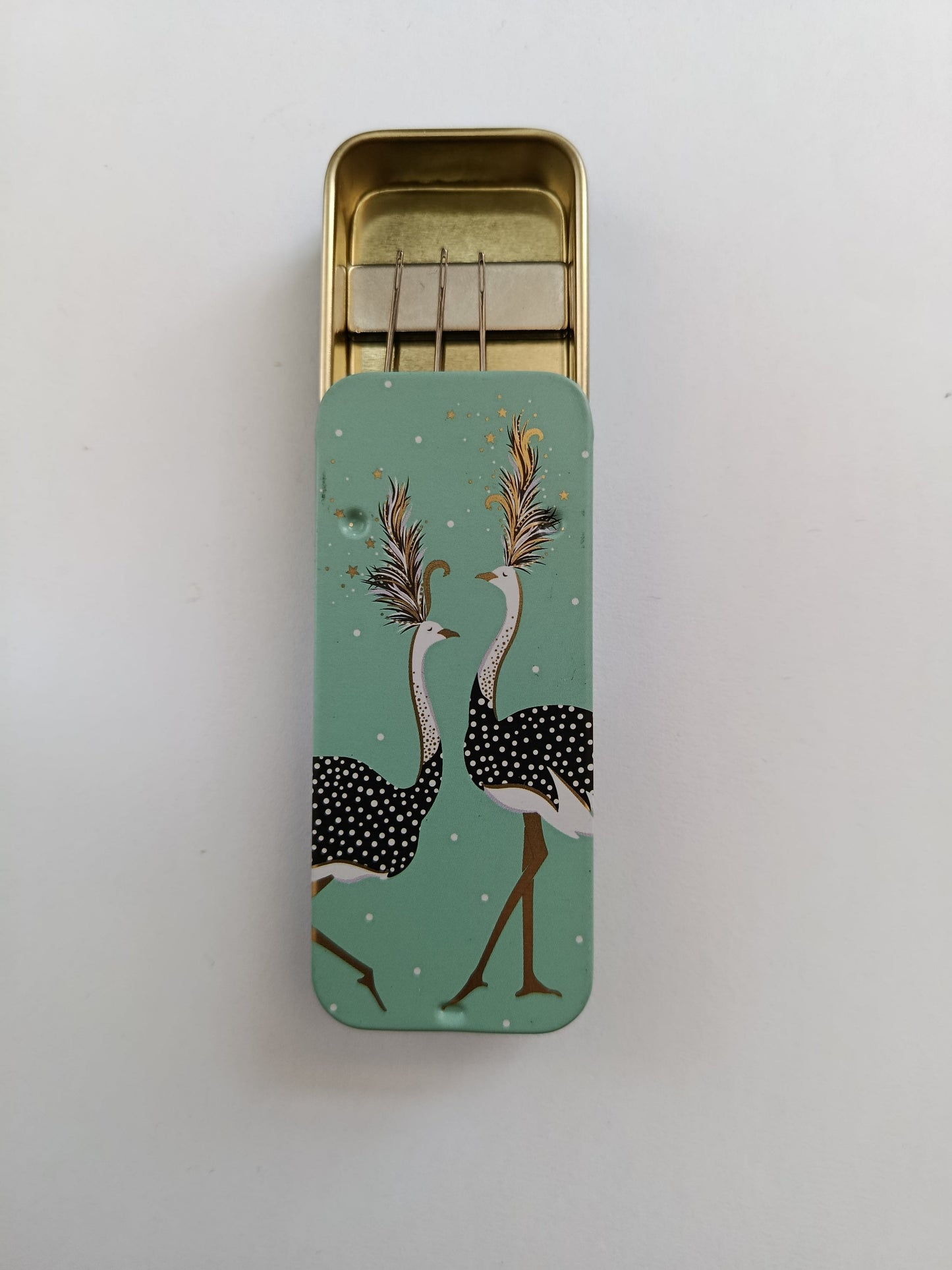 Magnetic Needle Tin Case Green Ostriches