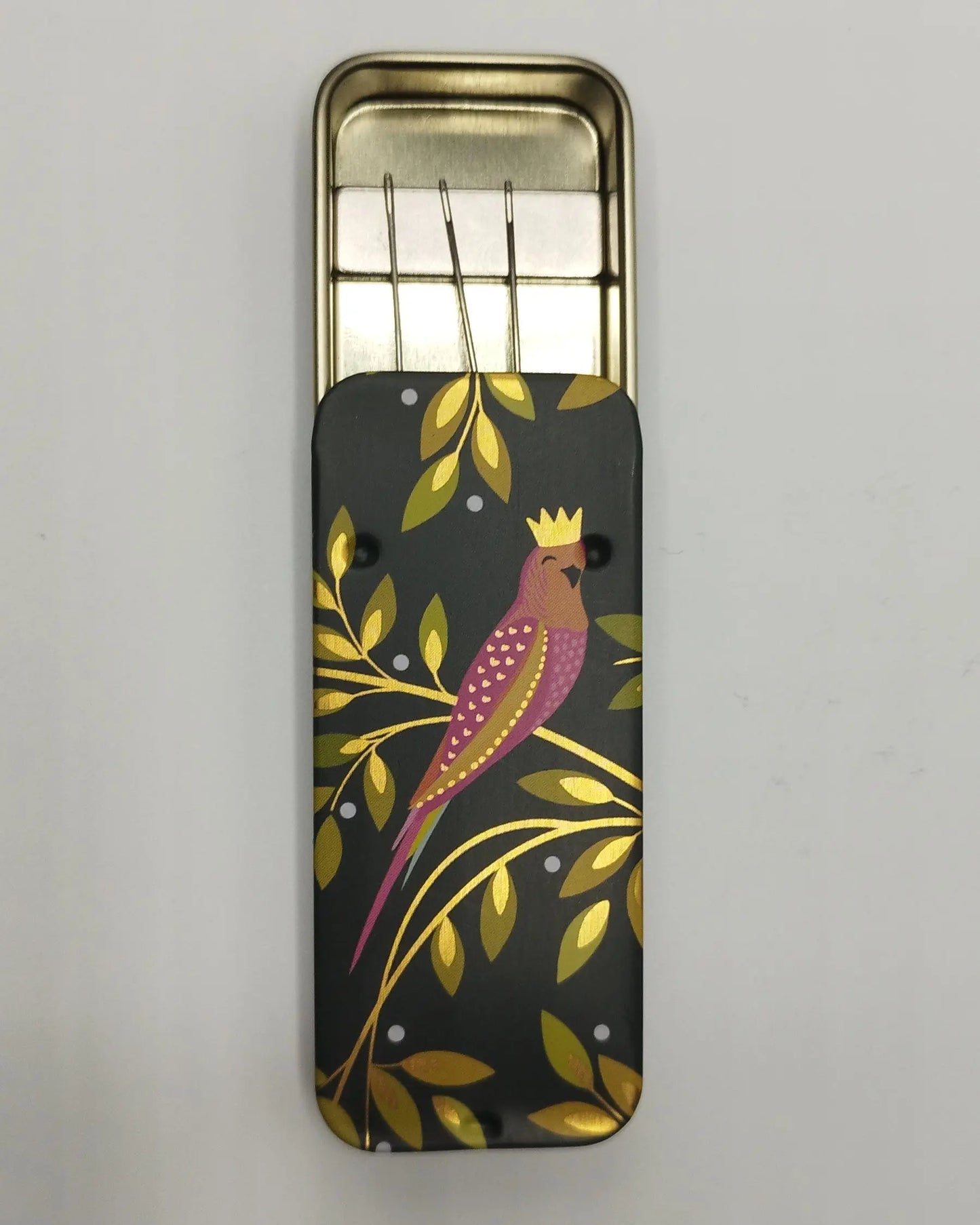 Magnetic Needle Tin Case Pink Parrot