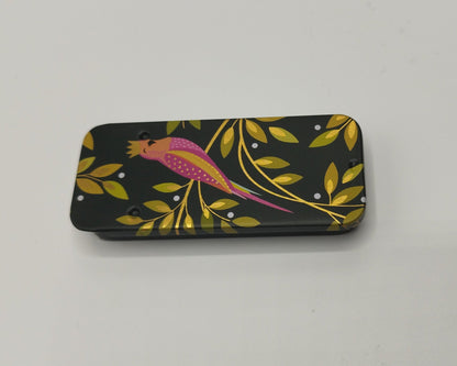 Magnetic Needle Tin Case Pink Parrot