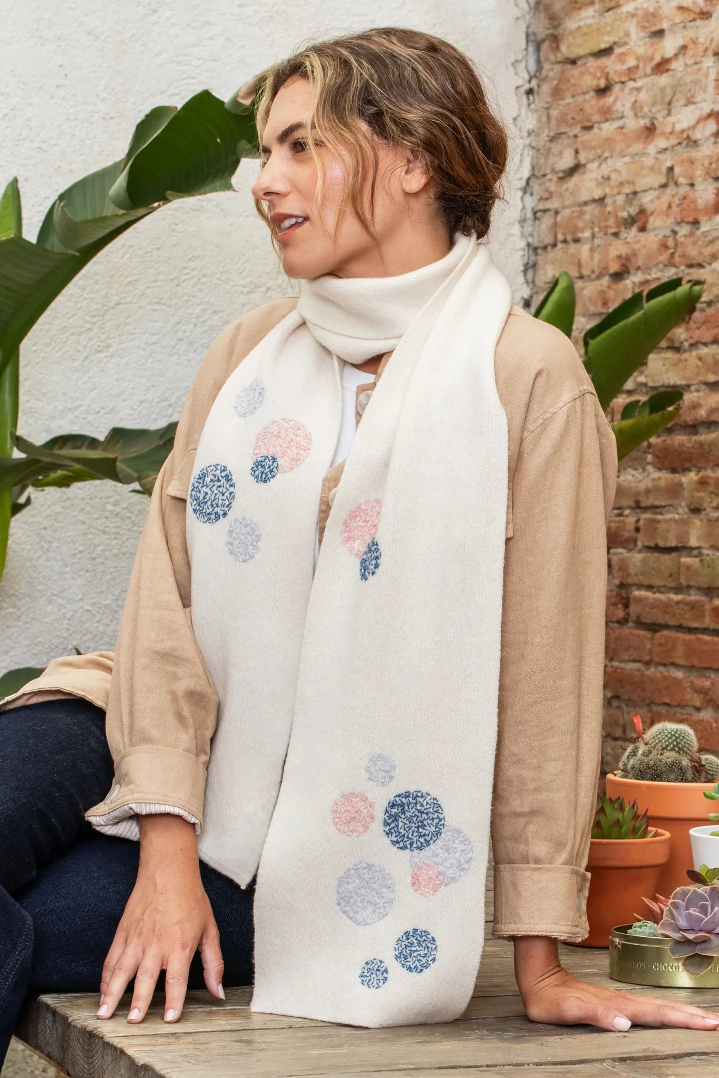 The Menders Wardobe, Eco Vita Naturally Dyed Organic Wool Thread, Weaving and Embellishing Pattern Book