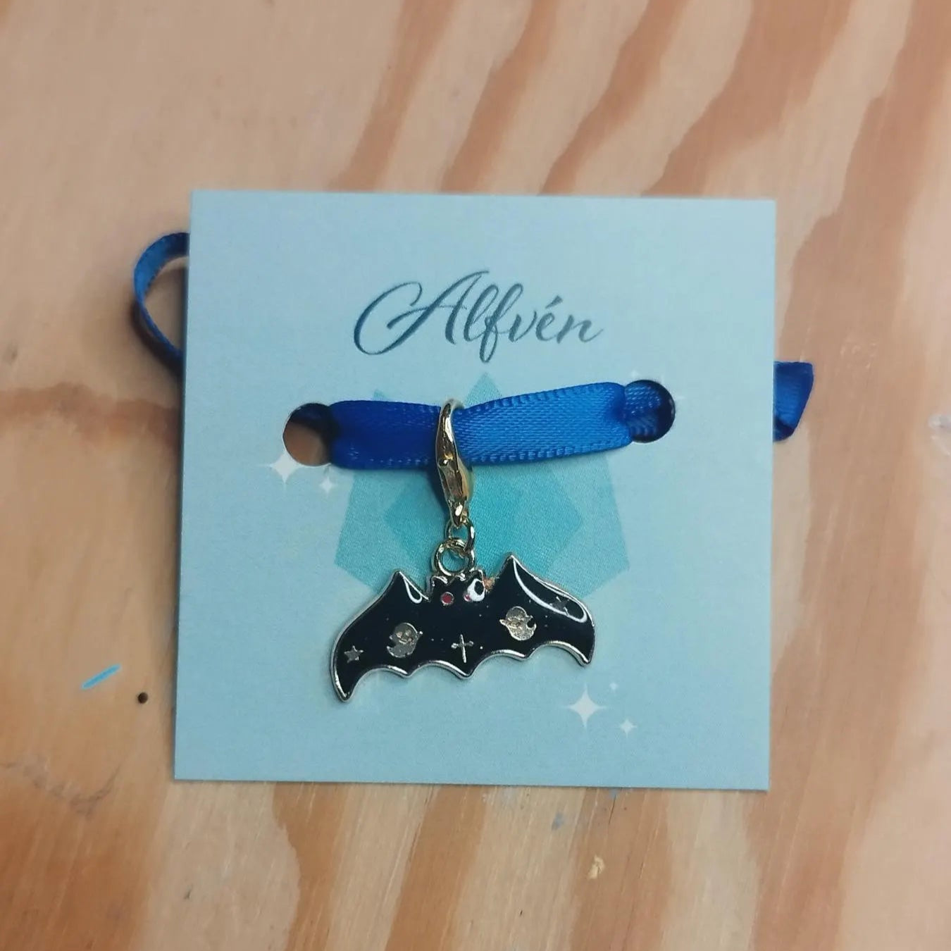 Bat stitch Marker with Glitter & Ghost Detail