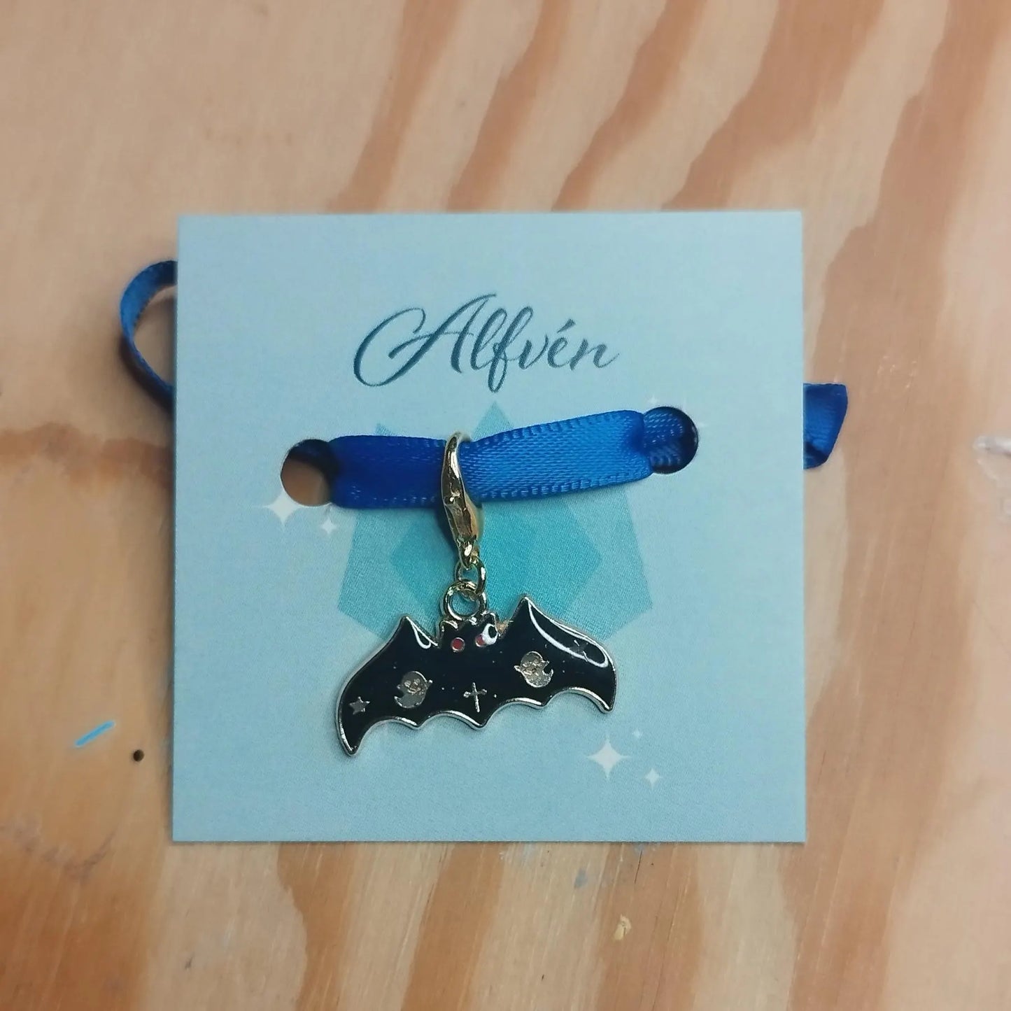 Bat stitch Marker with Glitter & Ghost Detail